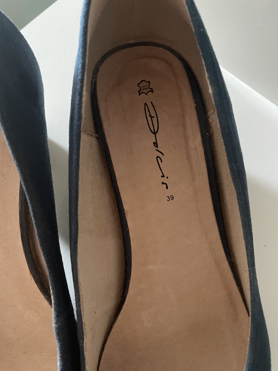 Nieuwe leren pumps maat 39.