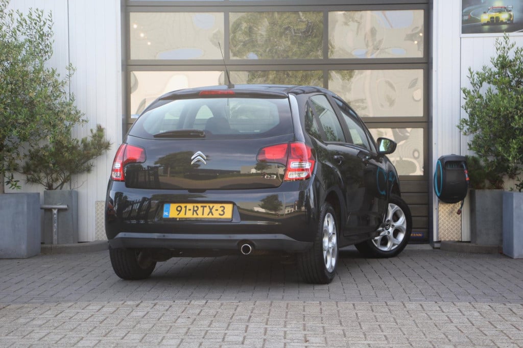 Citroen C3 1.6 ligne business 120pk 5drs - pano - cruise - navi - clima - o