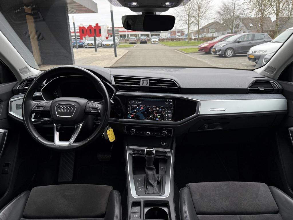 Audi Q3 35 tfsi advance pro line // sline interieur //