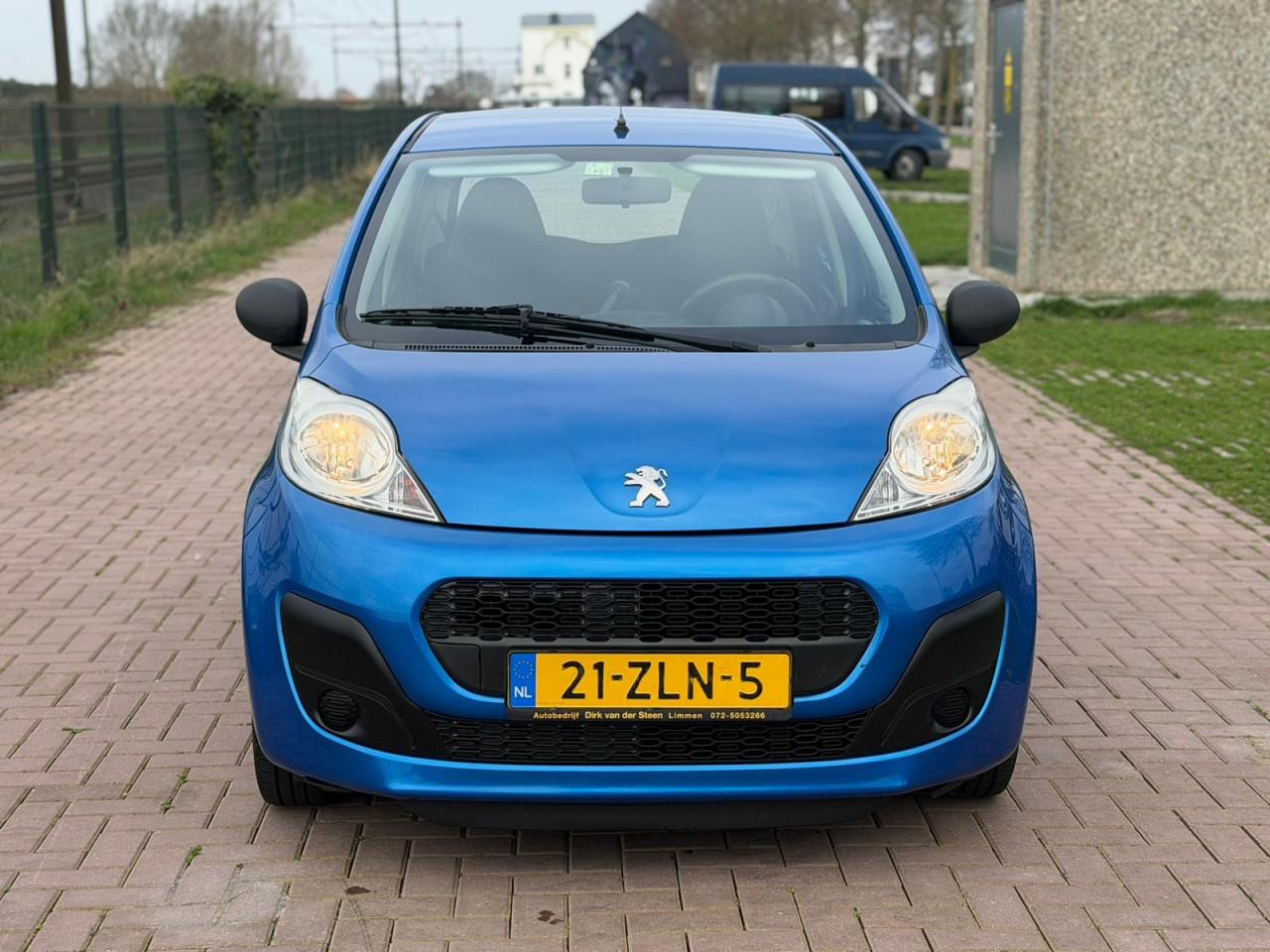 Peugeot 107 1.0 Access  uit 2013 5-Deurs met AIRCO | NETTE AUTO | APK 03/27
