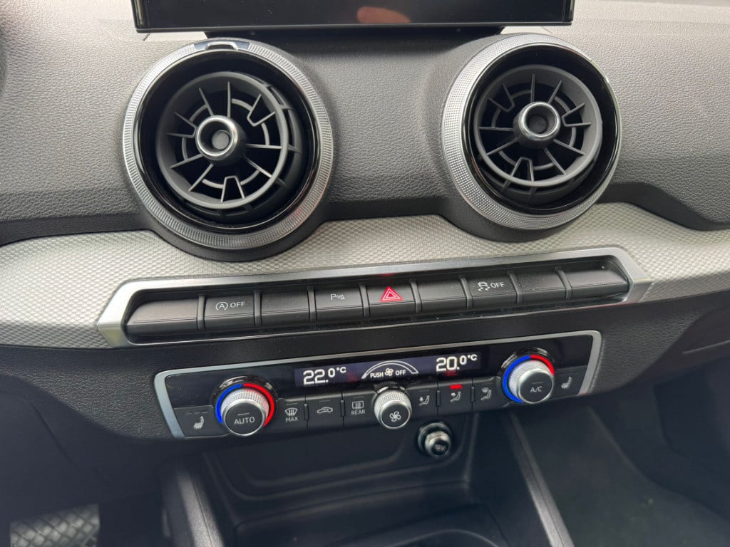 Audi Q2 35 tfsi s edition