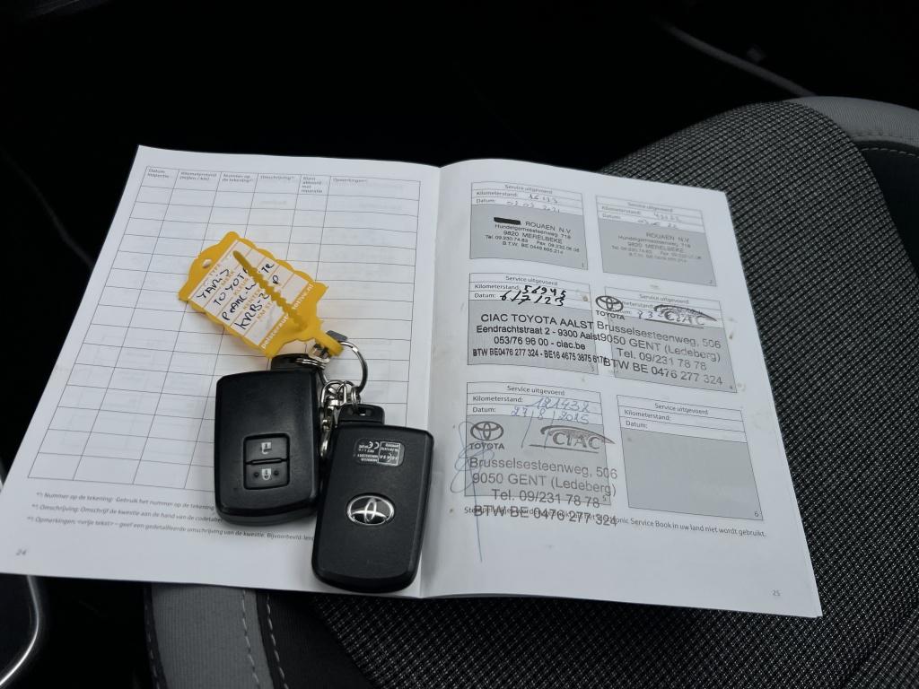 Toyota Yaris 1.5 hyb. dynamic