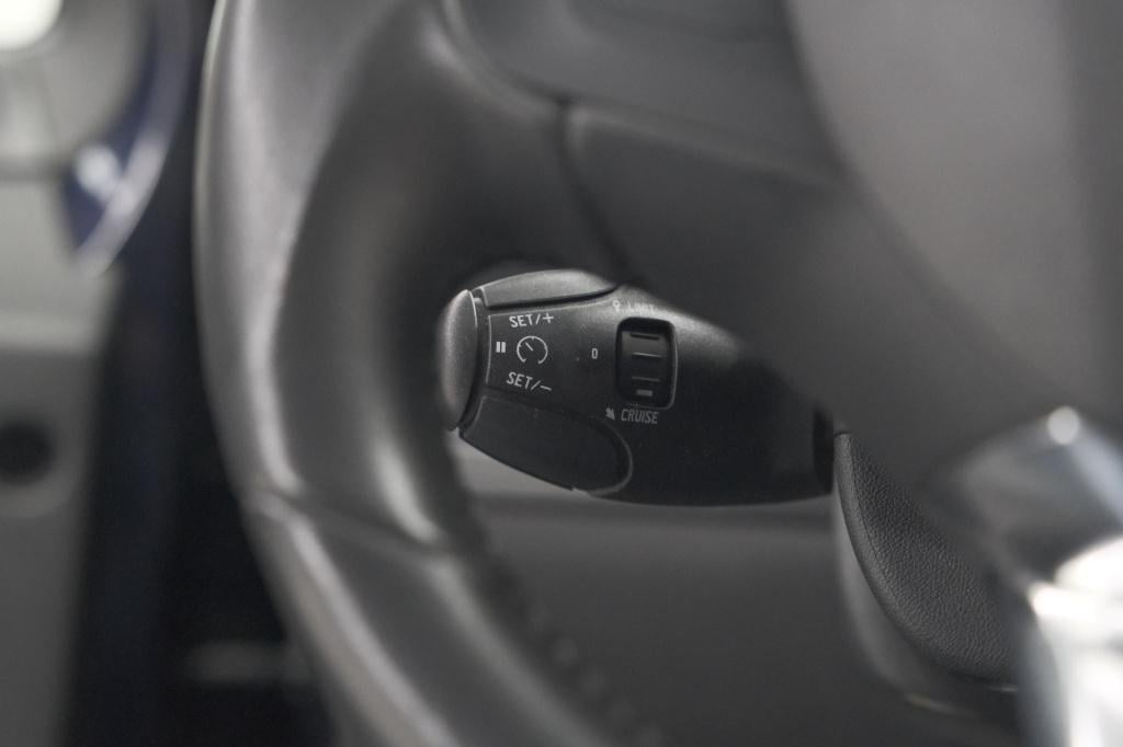 Peugeot 208 puretech 82 signature | apple carplay | parkeersensoren | navig