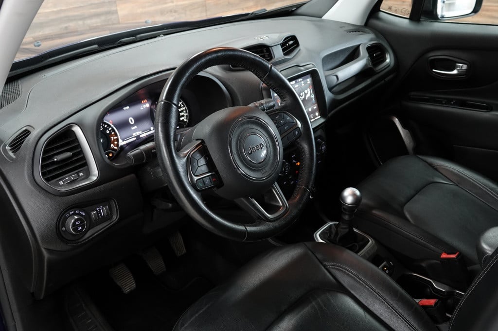 Jeep Renegade 1.0t | cruise | camera | led |