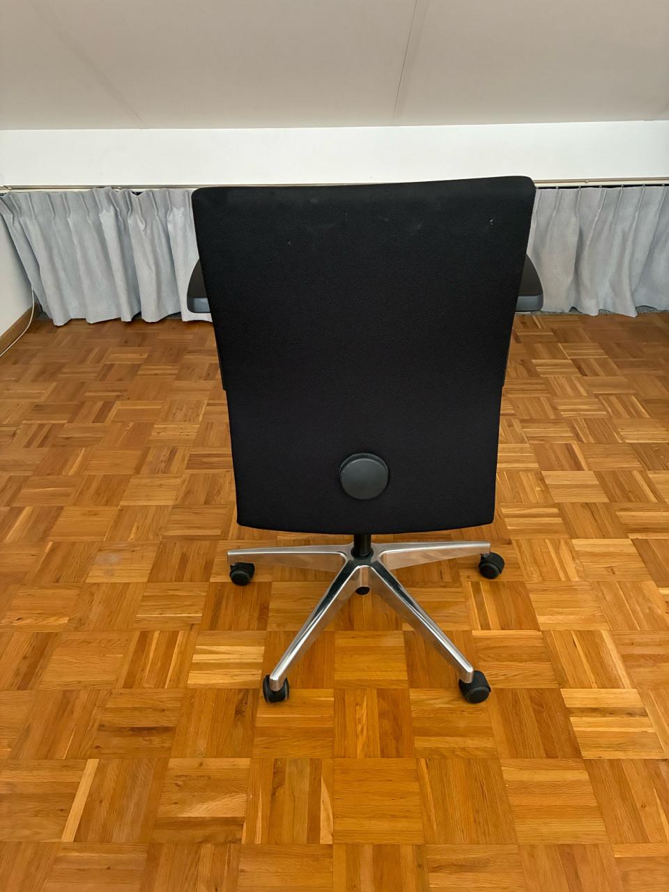 Bureaustoel van Interstuhl, volledig instelbaar!