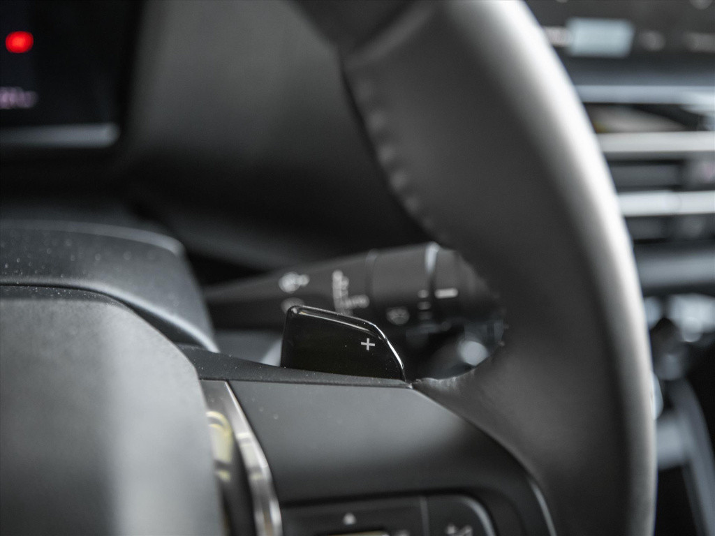 Citroen C4 1.2 hybrid 136pk e-dcs6 plus automaat | camera | park. sensoren 