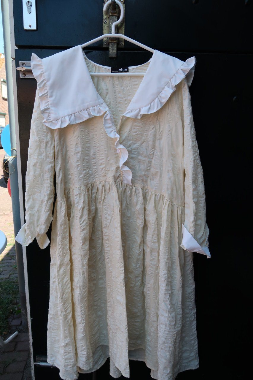 Zomerjurkjes in maat 42 / 44 voor €2,50 per jurk