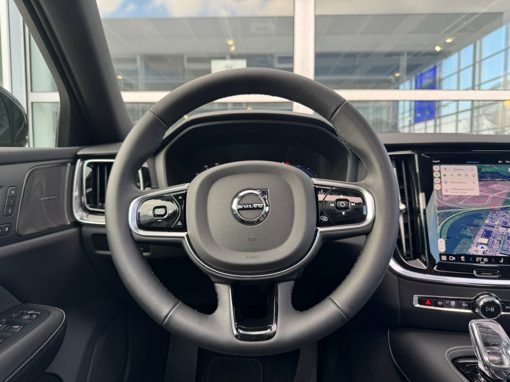 Volvo V60 t6 awd ultimate dark | nieuwprijs € 70.734,= |