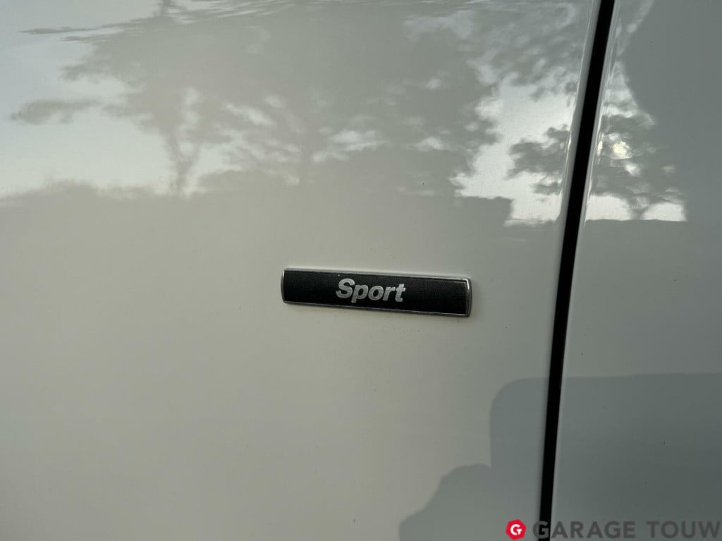 BMW 1 Serie 118i business+ sport xenon, afn. trekh. nl. auto