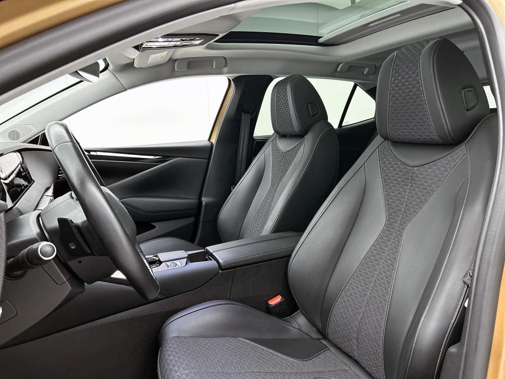 Ds Ds 4 130pk automaat trocadero | rijklaar | panoramadak | adaptive cruise