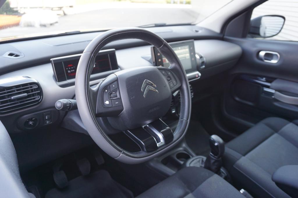 Citroen C4 Cactus 1.2 vti shine climate / navi / cruise / camera / pano / p