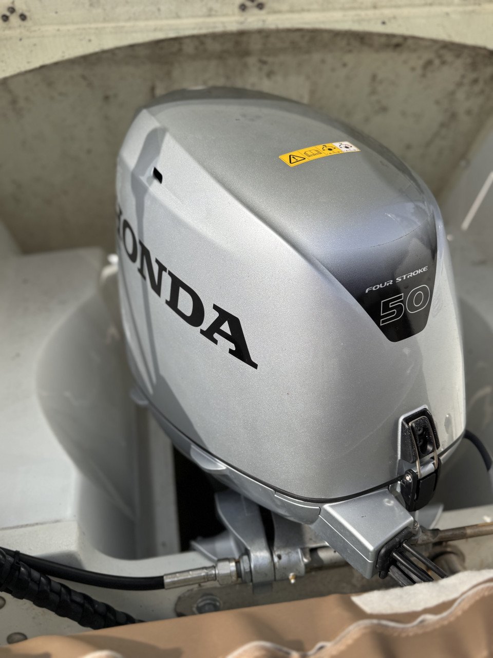 Corsiva tender 590 sloep met Honda 50 PK