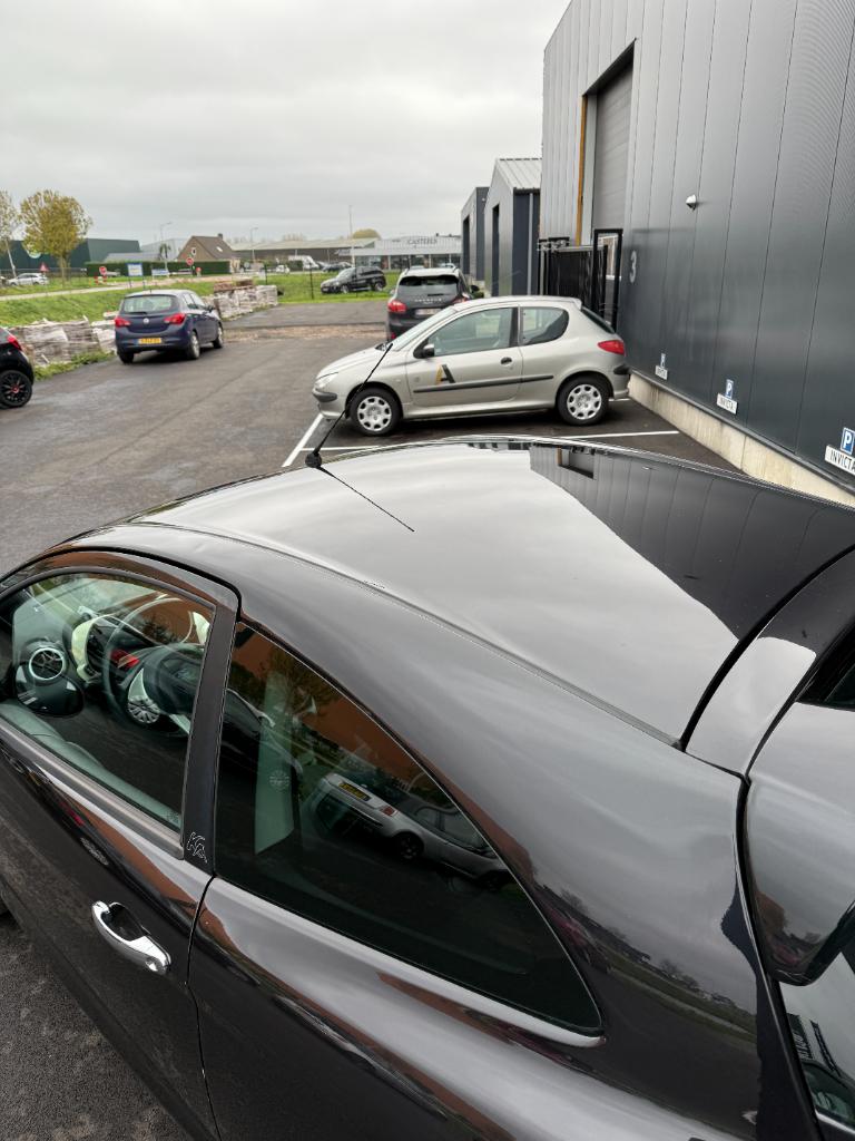 Ford KA 1.2 - titanium - airco