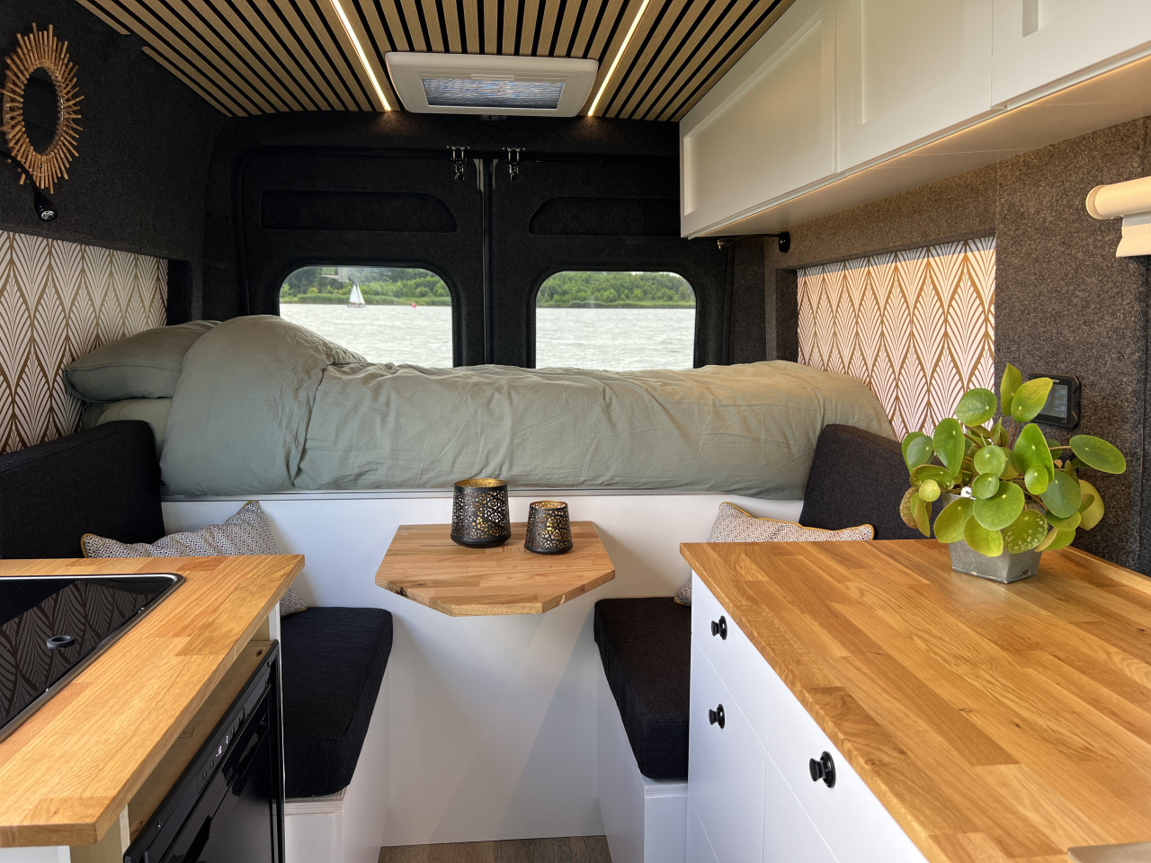 Peugeot Boxer L2H2 Off Grid Camper