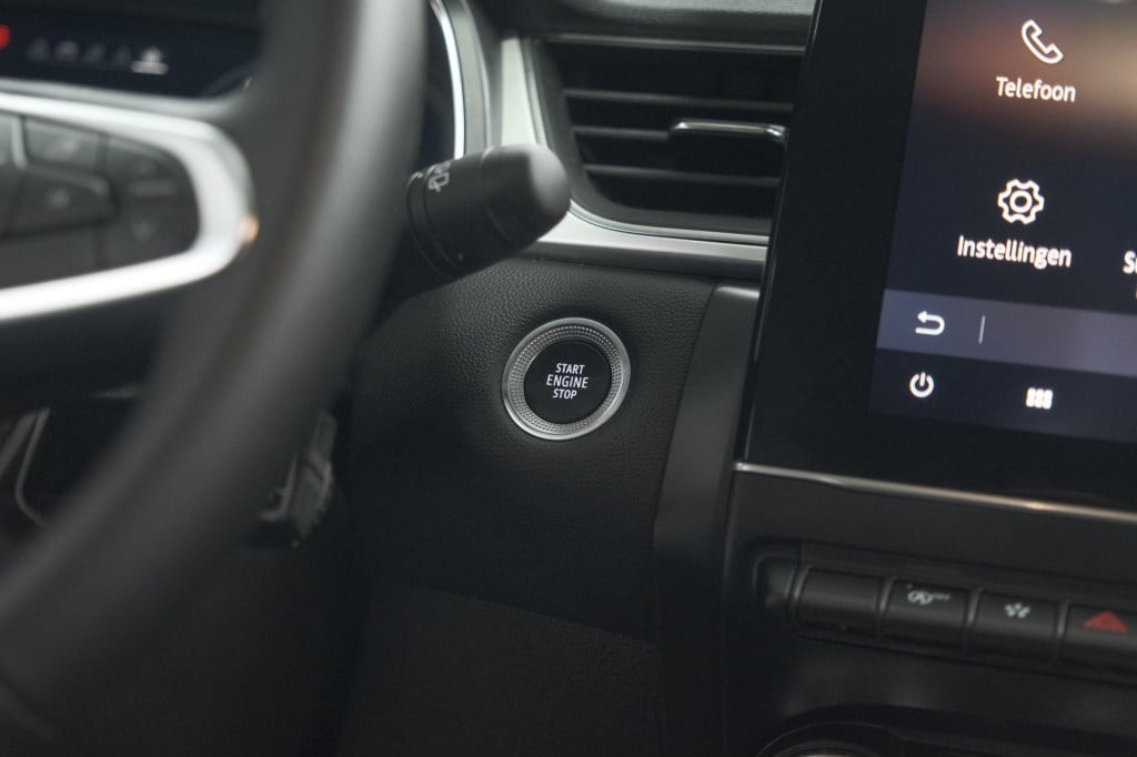 Renault Captur tce 90 techno | 360 camera | navigatie | 9.3 inch groot sche