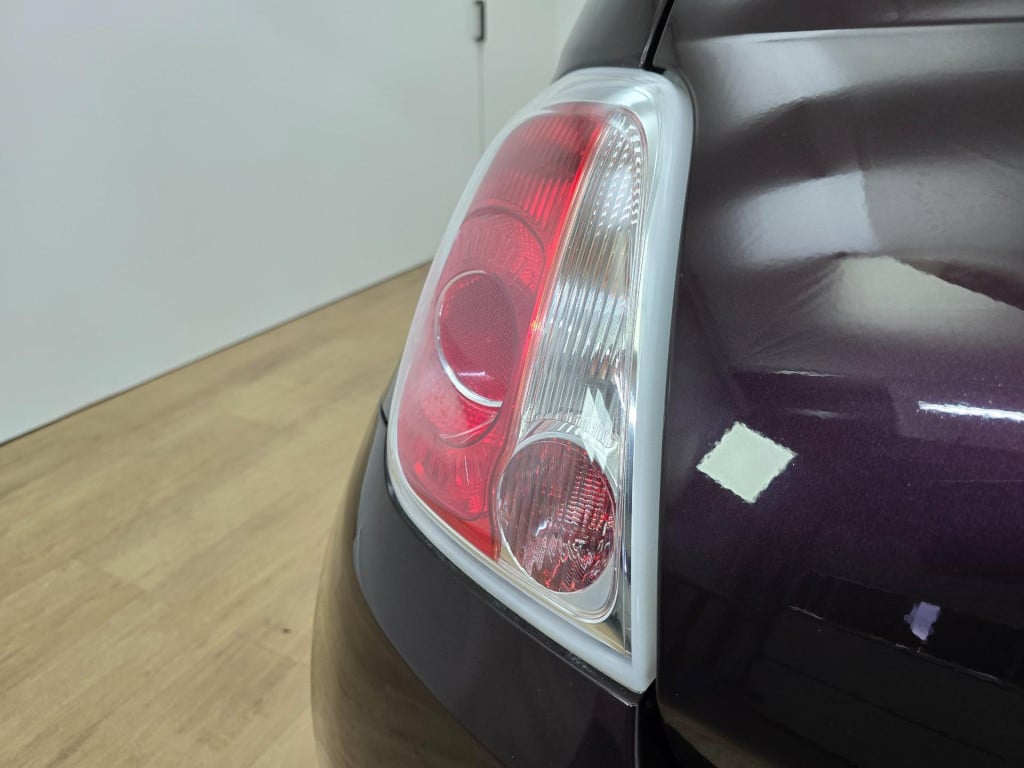 Fiat 500 occasion lounge met panoramadak en unieke kleur | tweedehands fiat