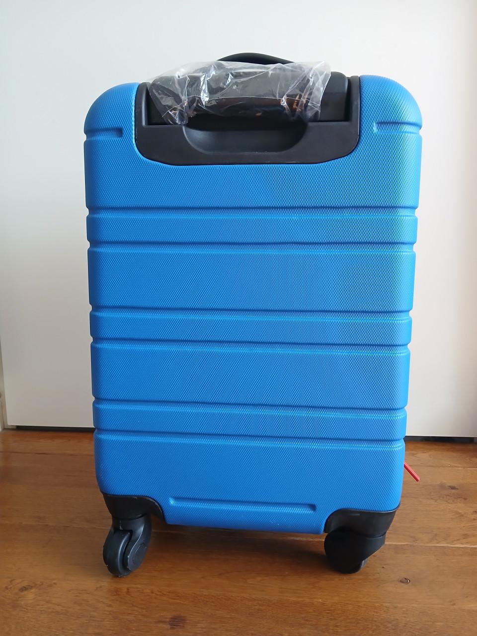 Koffer met 4 zwenkwieltjes