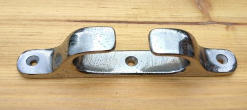 Klamp, waarschijnlijk RVS, geen alu, zie foto's voor meting