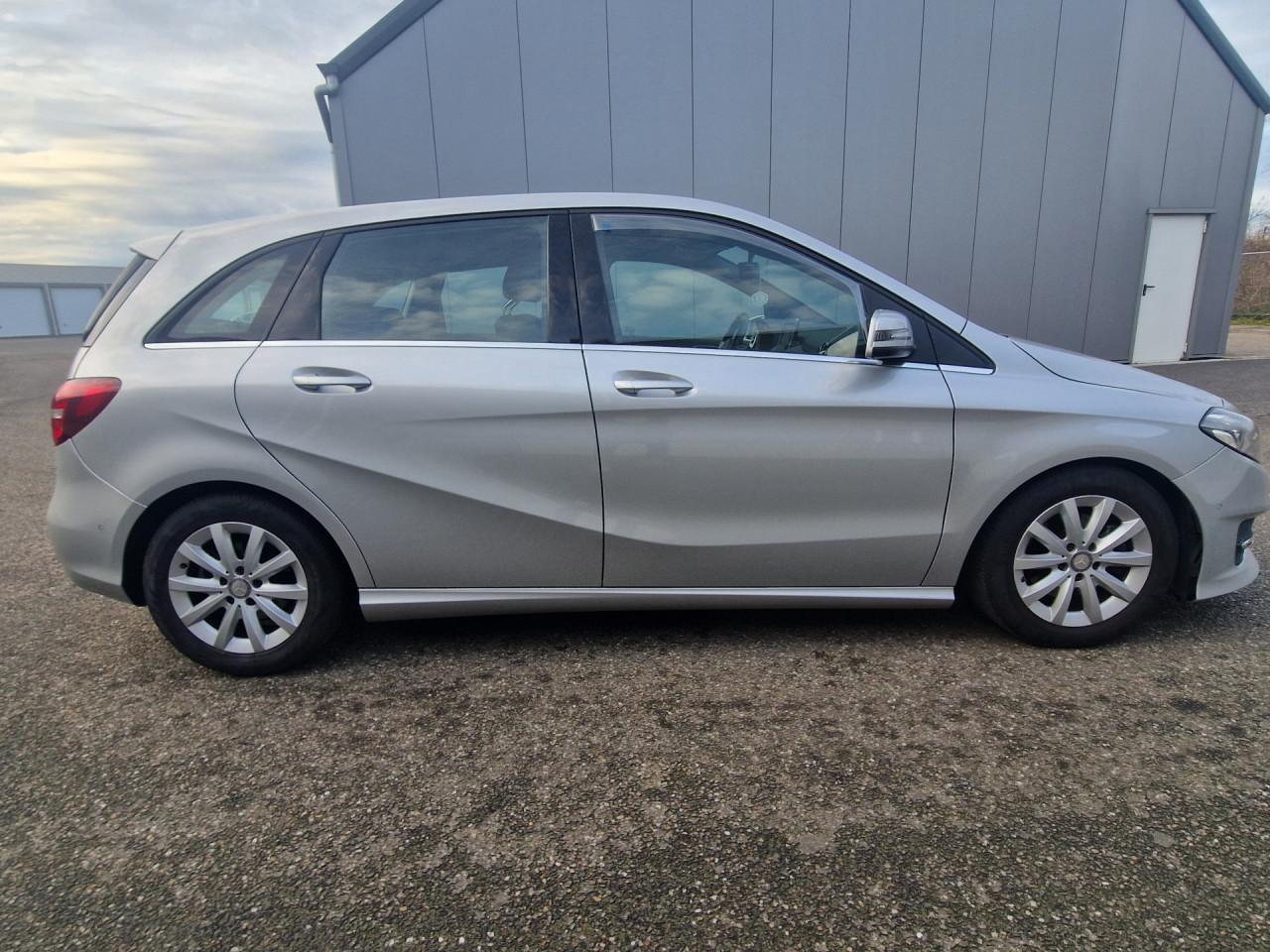 Mercedes-Benz B-klasse 180 Lease Edition Plus