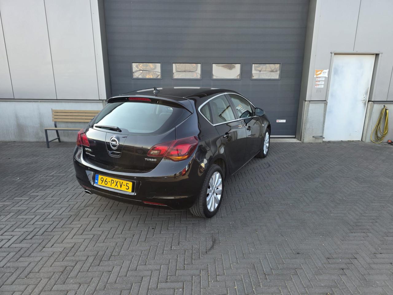 TE KOOP OPEL ASTRA 1.4 COSMO TURBO EURO 5 AUTOMAAT