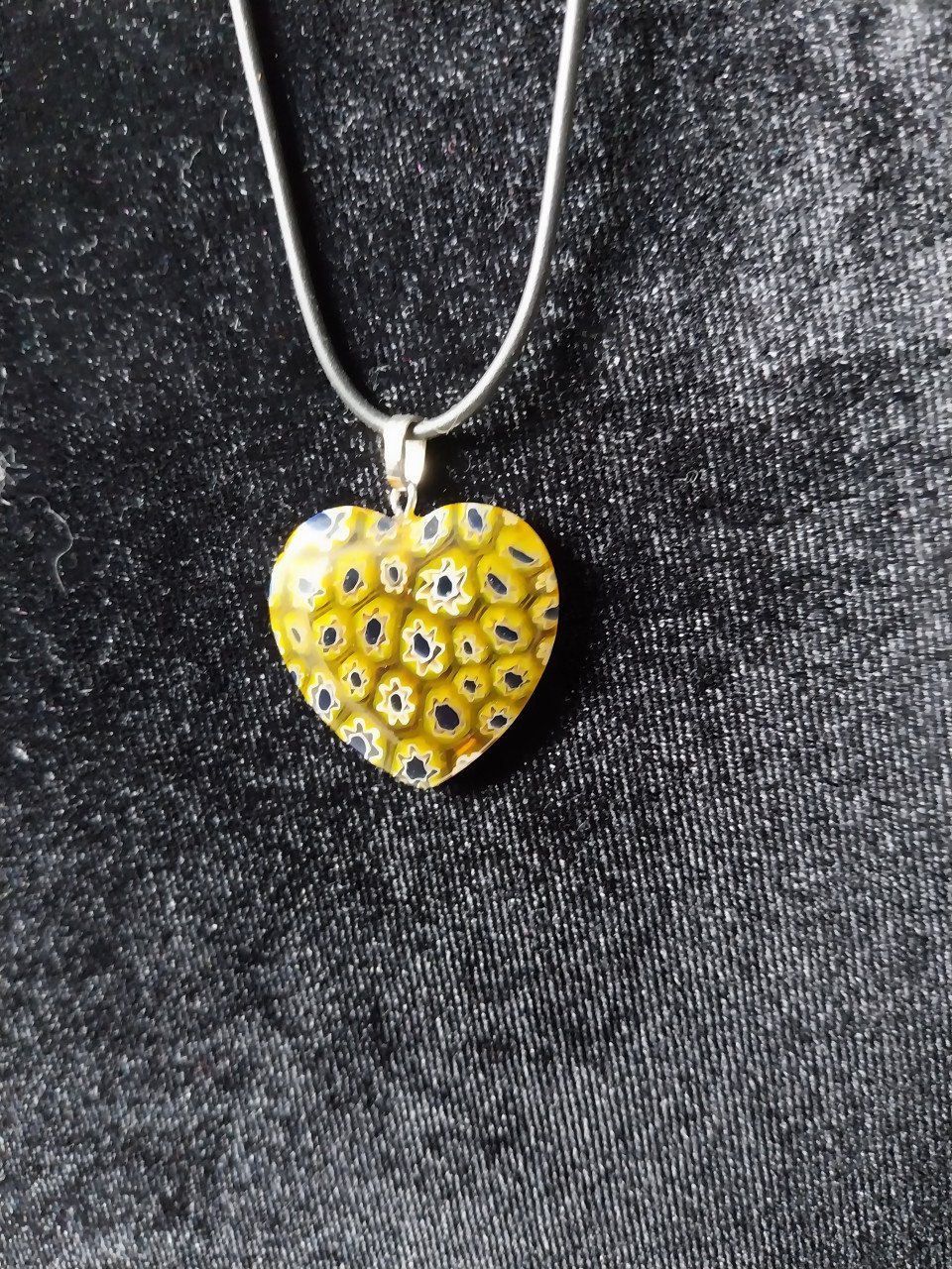 Tip voor Moederdag: ketting met hanger in de vorm van een hartje