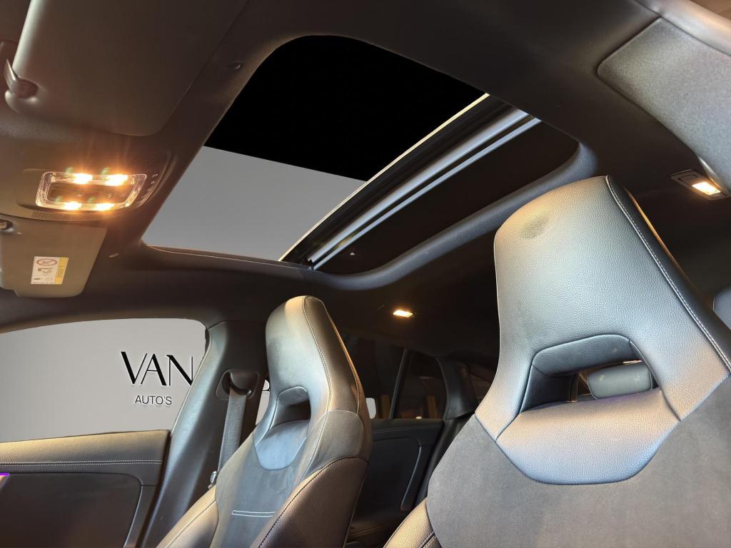 Mercedes-Benz Cla shooting brake 250 e amg line | panoramadak | stoelverw |