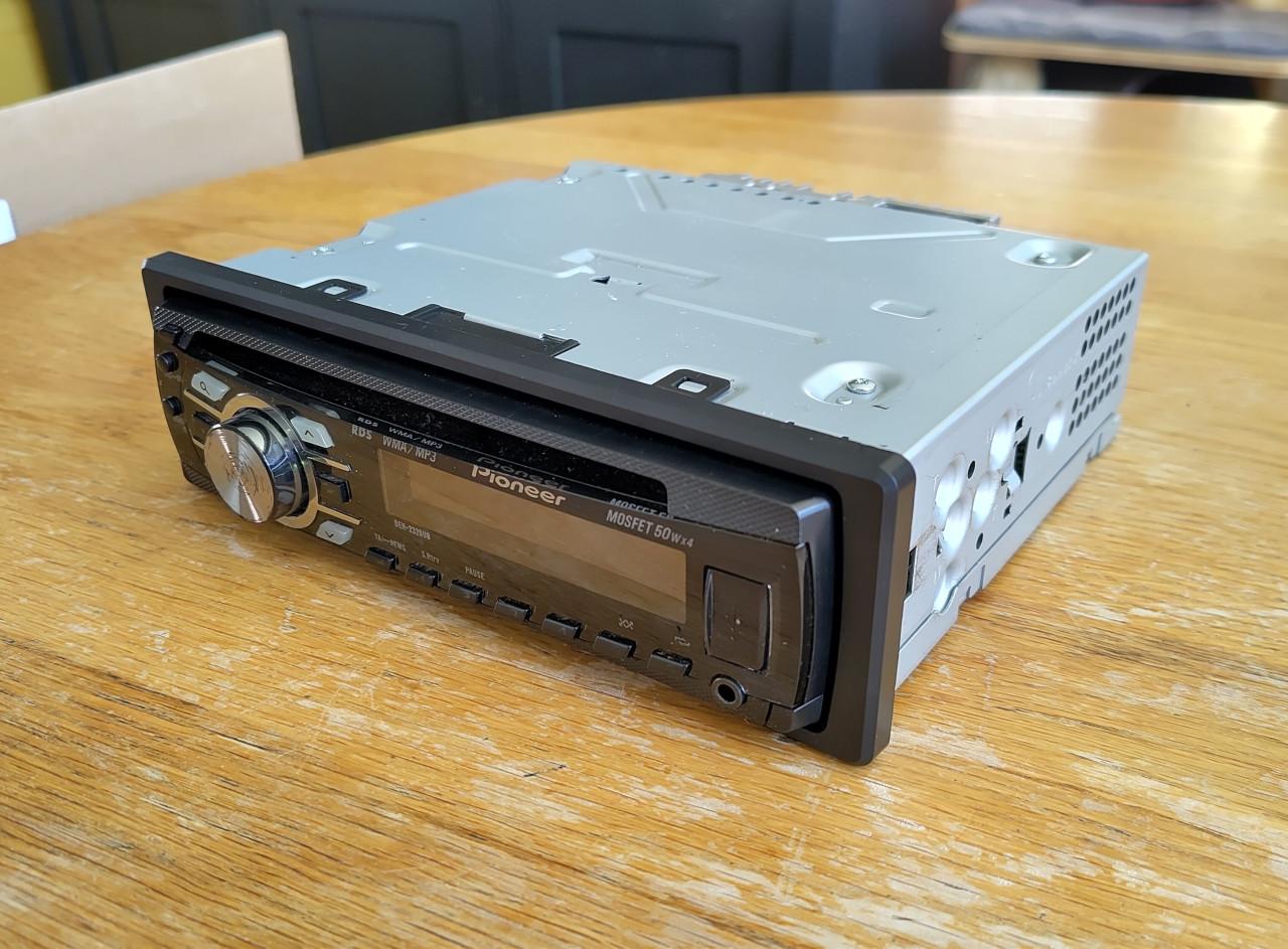 Pioneer DEH-2320UB autoradio