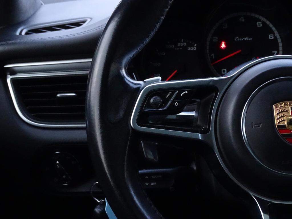 Porsche Macan 3.6 turbo
