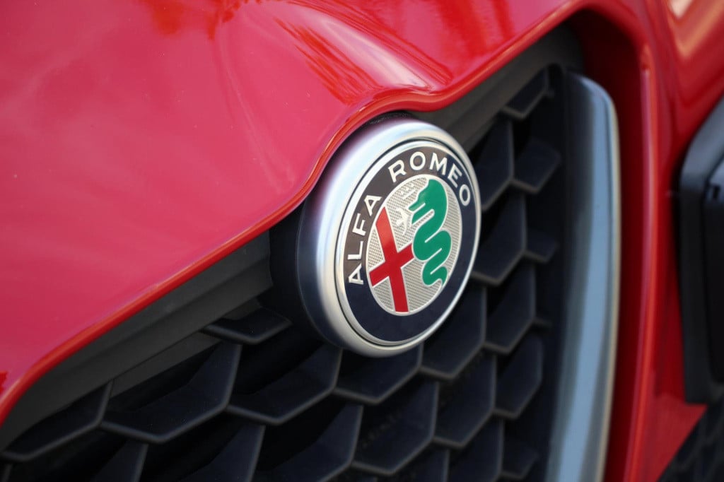 Alfa Romeo MiTo 1.4 t multiair turbo veloce 170pk tct - rosso alfa - dab - 