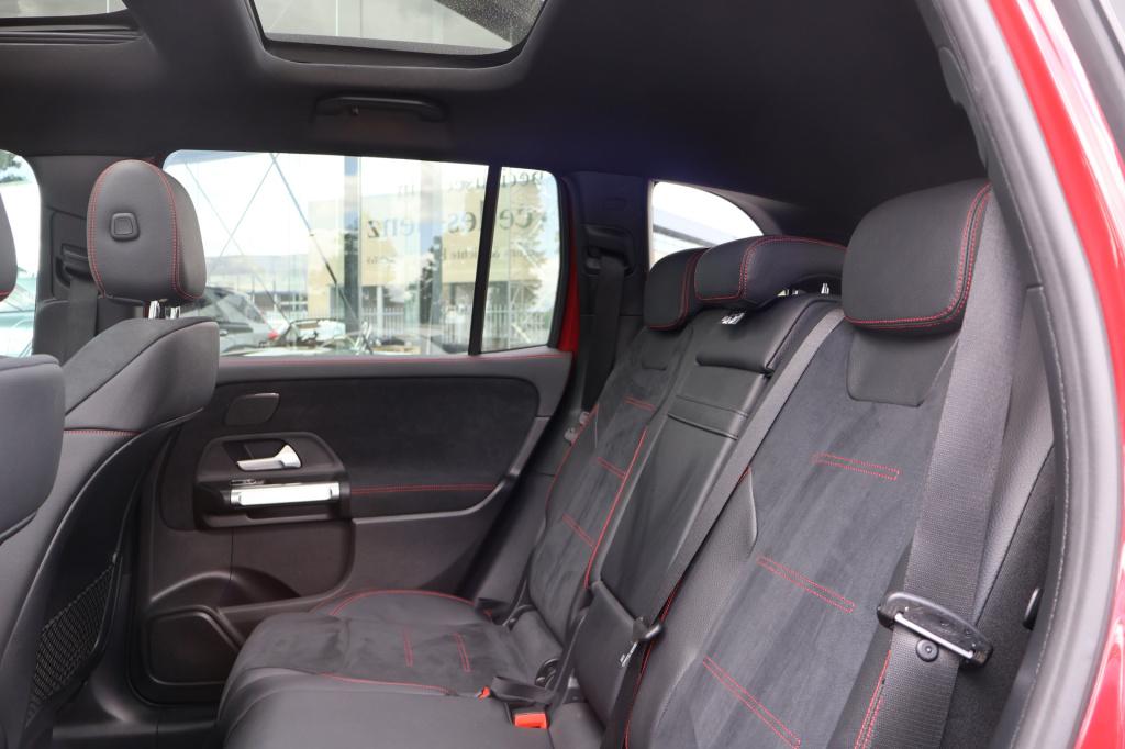 Mercedes-Benz Glb 200 business solution amg 163 pk i panoramadak i trekhaak