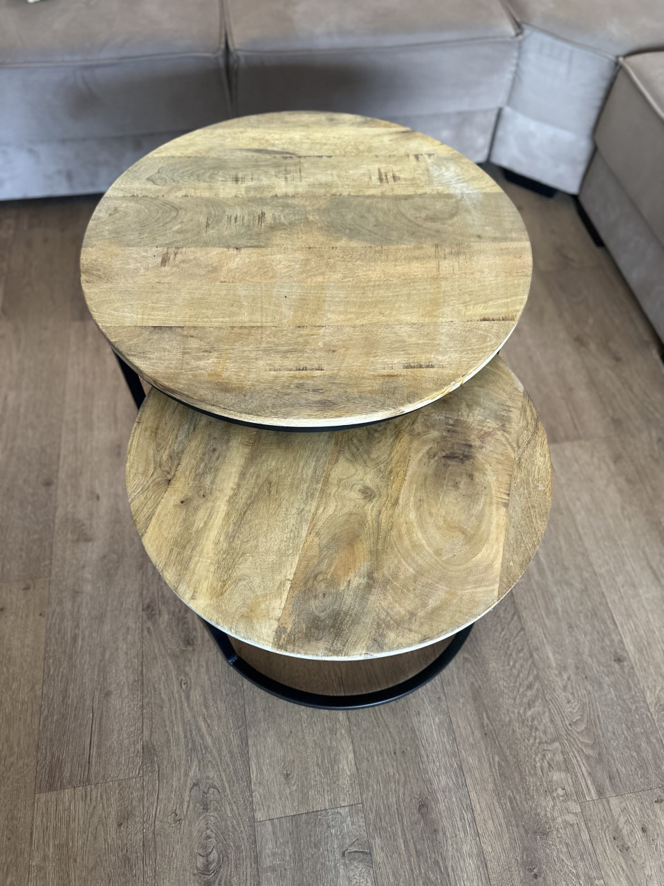 6 personen Hoekbank beige 1 jaar oud + salon tafels