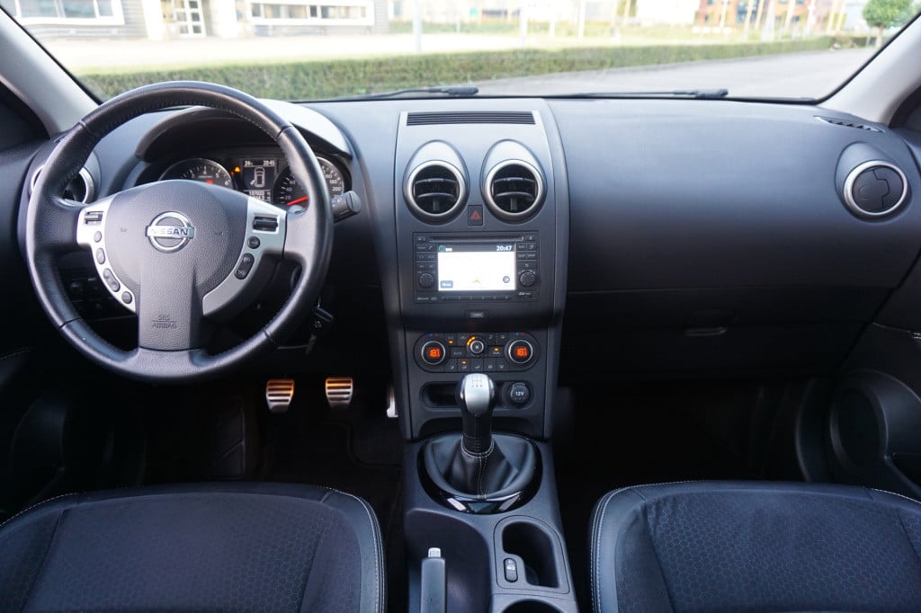 Nissan Qashqai 1.6 360 airco / navi / camera / cruise / elektr. ramen / lm 