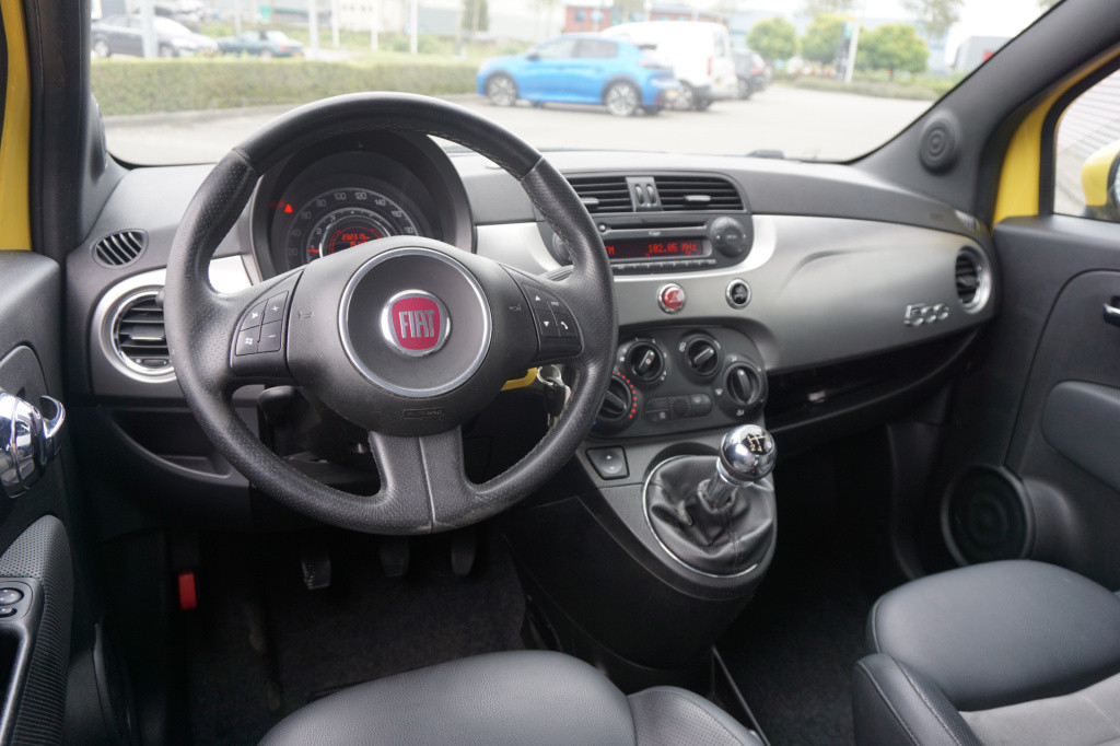 Fiat 500 0.9 twinair plus airco / elektr. ramen / lm velgen / nap