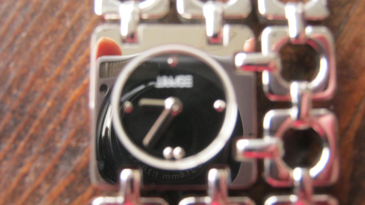 NIEUW ESPRIT HORLOGE VOOR 20 EURO