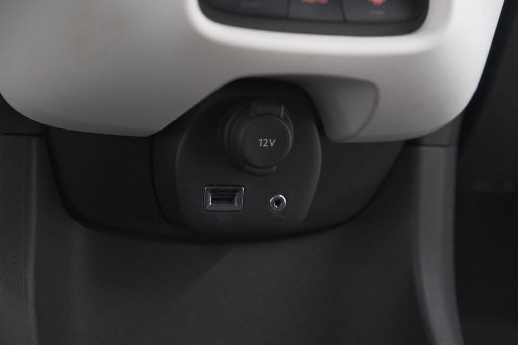 Peugeot 108 1.0 e-vti première | camera | climate control | 15 inch lichtme