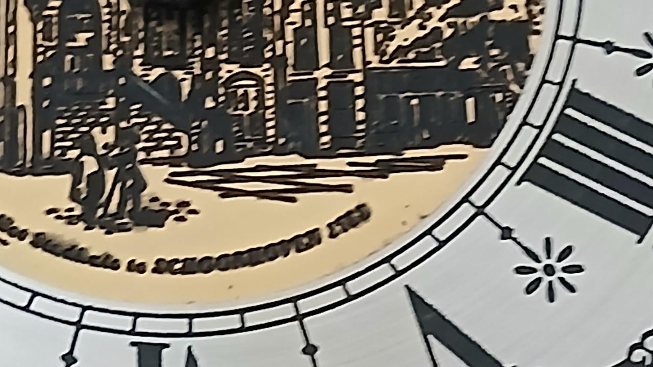 Klok STADHUIS VAN SCHOONHOVEN 1733 hangklok sallander eiken