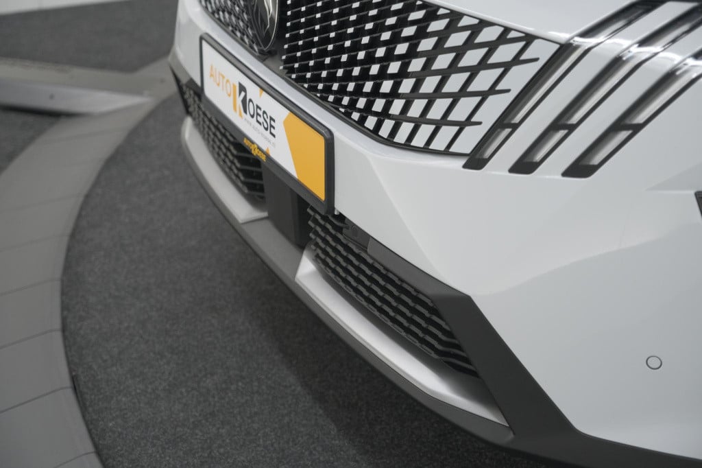Peugeot 3008 hybrid 136 e-dsc6 gt | panoramadak | focal hifi pack| 360 came