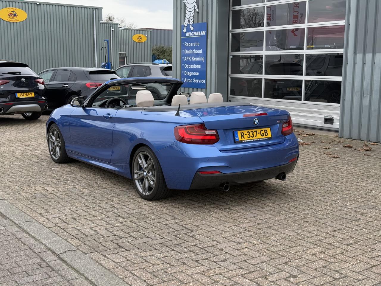 BMW 2-serie Cabrio - M235i xDrive |Full Option | Harman Kardon | Memory