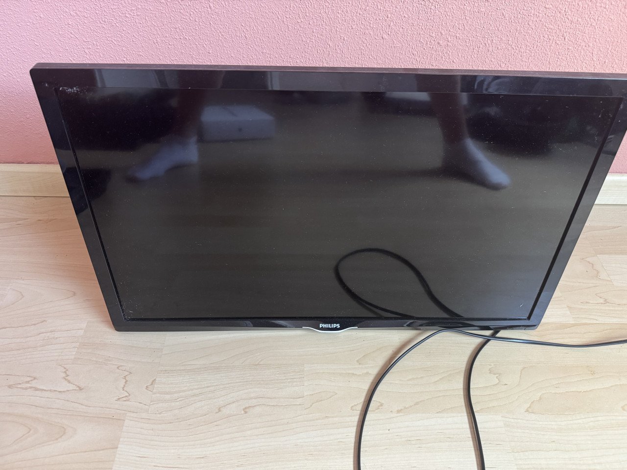 24 Inch PHILIPS TV