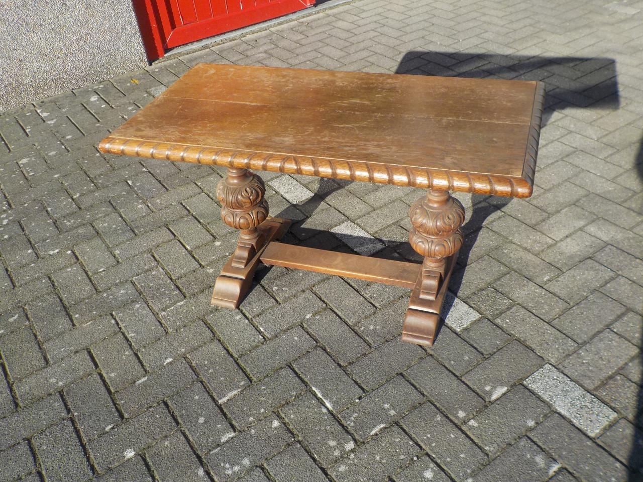 Tafel te gebruiken voor tv , ook als salontafel te gebruiken koopje 10euro