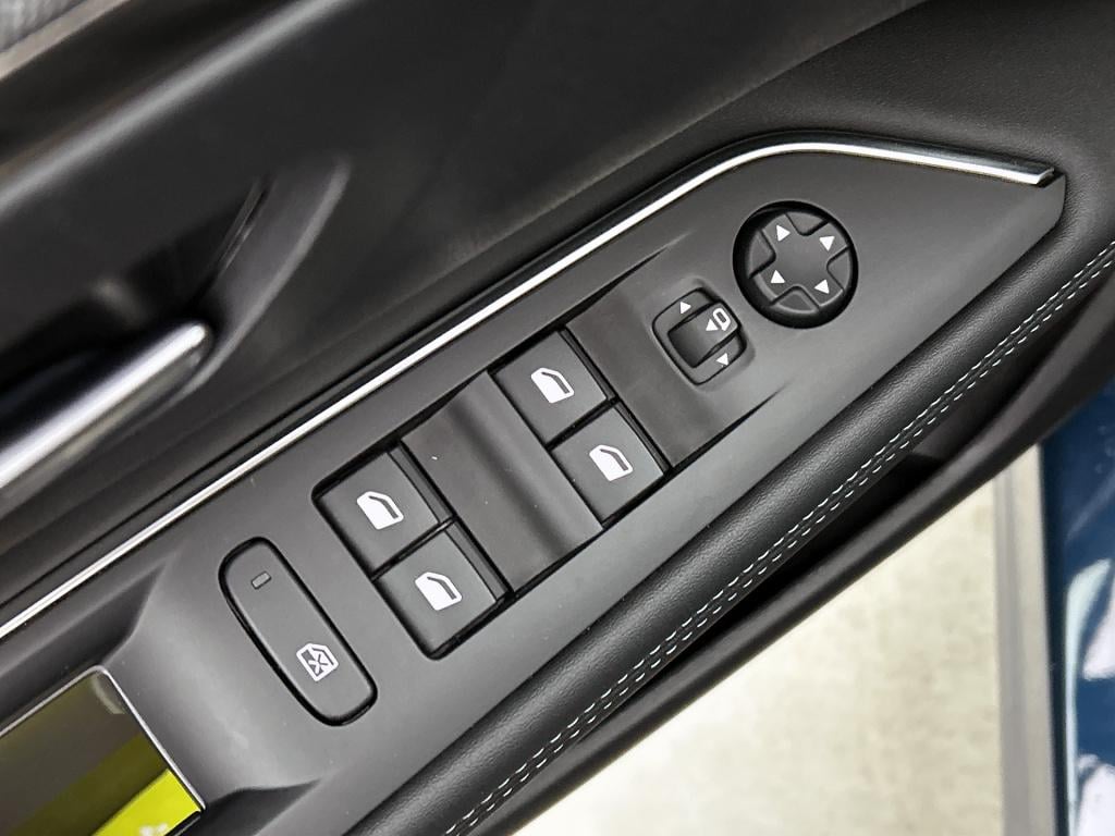 Peugeot 3008 hybrid4 300 pk allure pack | rijklaar | stoelverwarming | elek