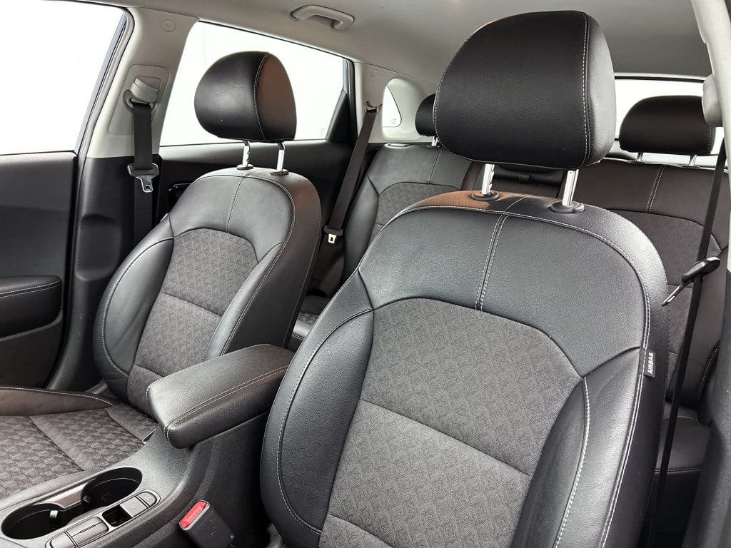 Kia Niro 1.6 gdi hybrid dynamicline | navigatie | parkeercamera |