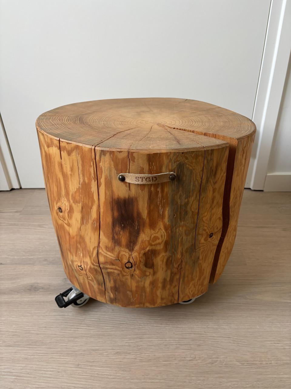 Houten boomstam bijzettafel