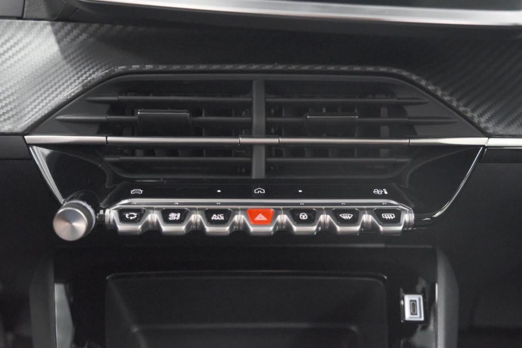 Peugeot 208 1.2 hybrid 110 e-dcs6 style | direct leverbaar | apple carplay 