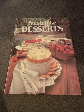 Kookboek feestelijke desserts