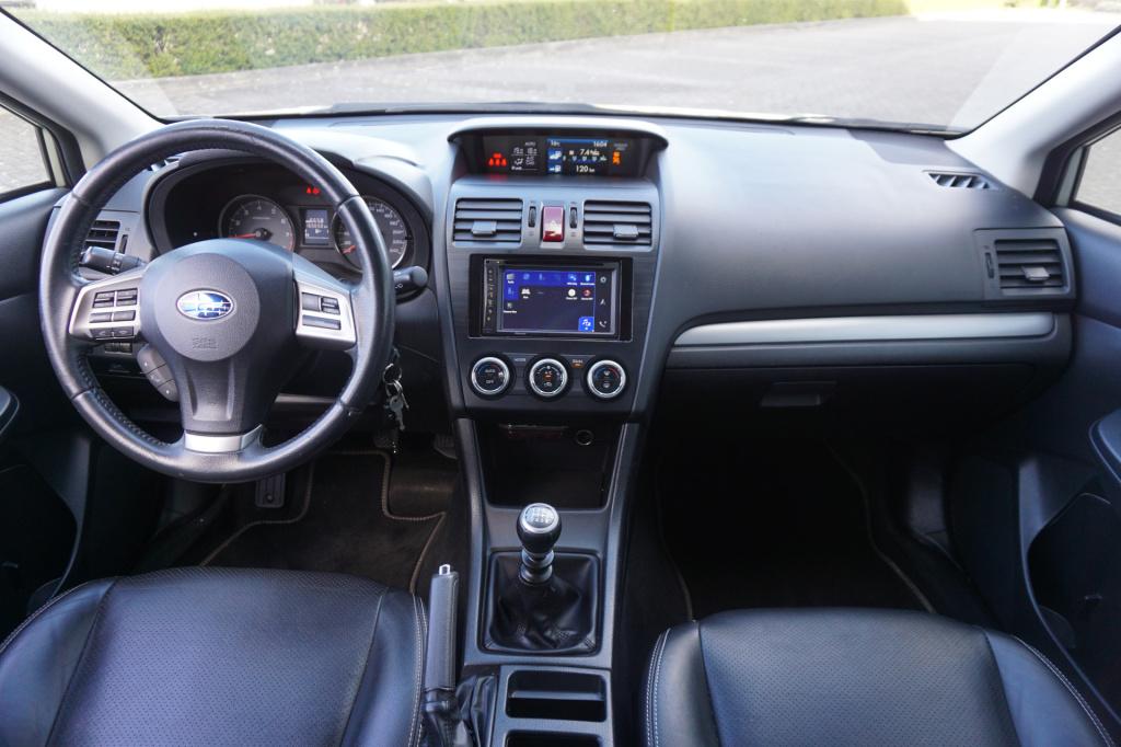 Subaru Xv 2.0i luxury awd airco / navi / cruise / camera / leder / parkeers