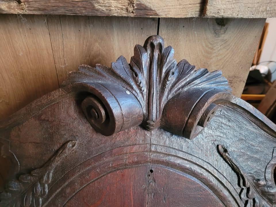 Eikenhouten gestoken wild schild