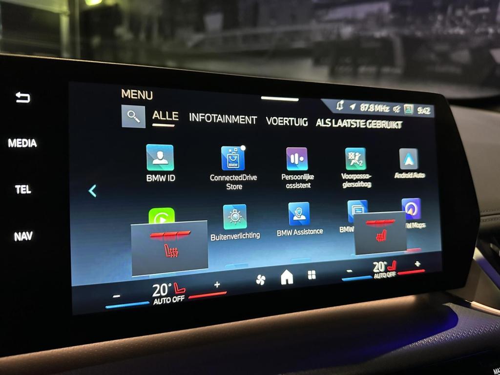 BMW X1 xdrive30e m-pakket *pano*hud*360camera*driveasspro*