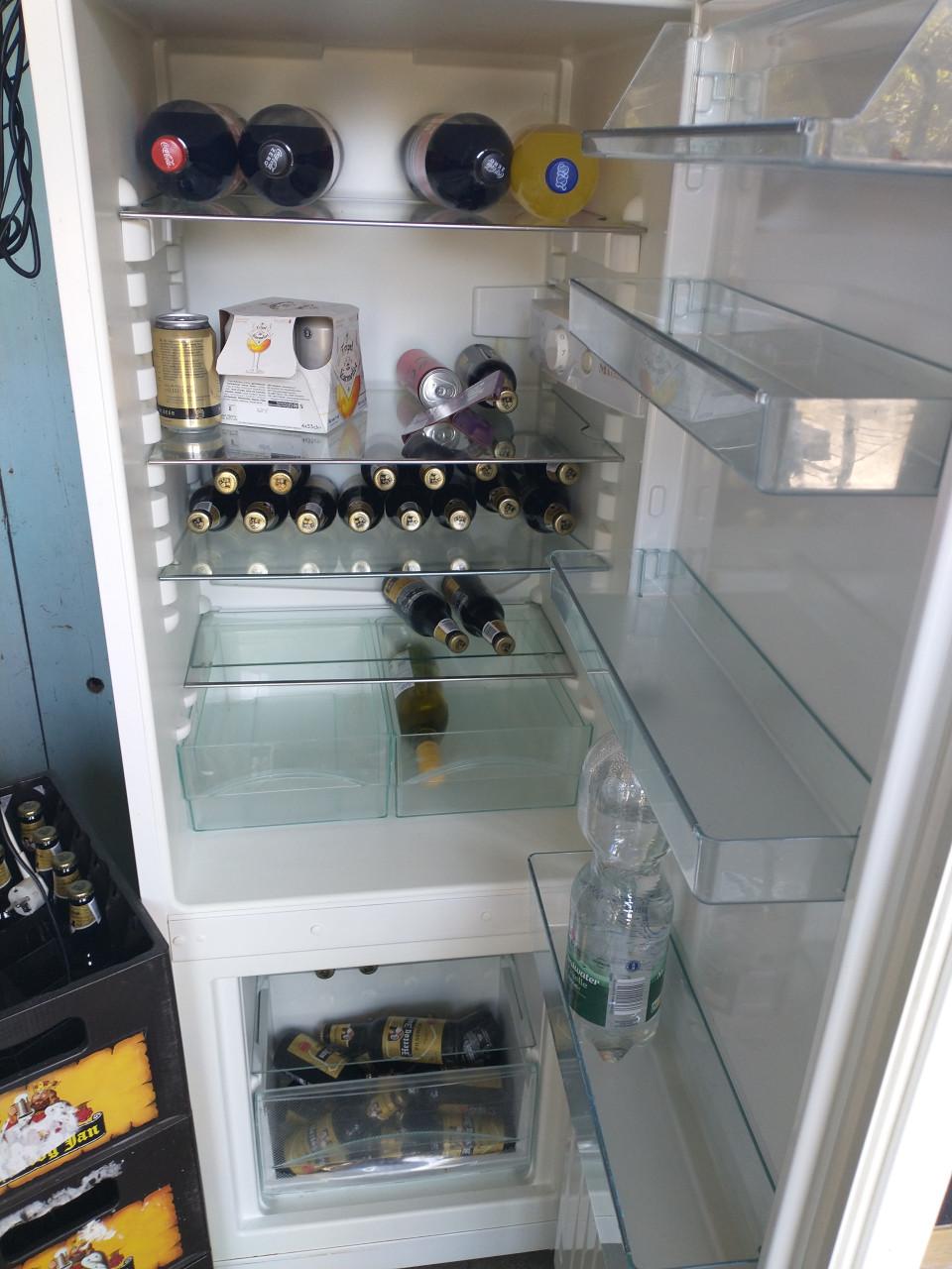 Koelkast met vriezer te koop