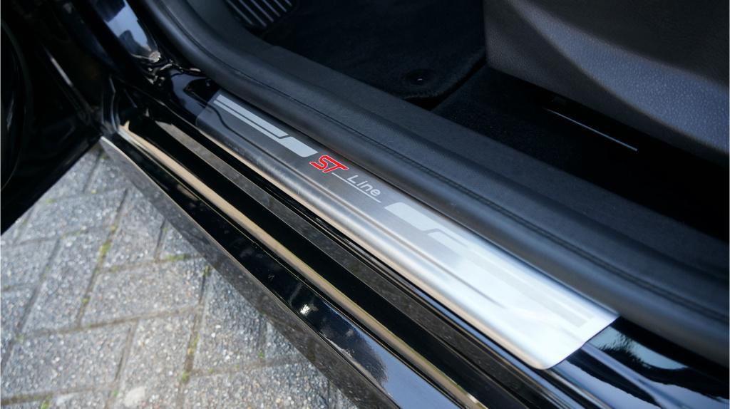 Ford Focus wagon 1.0 st-line rijklaar incl. bovag garantie